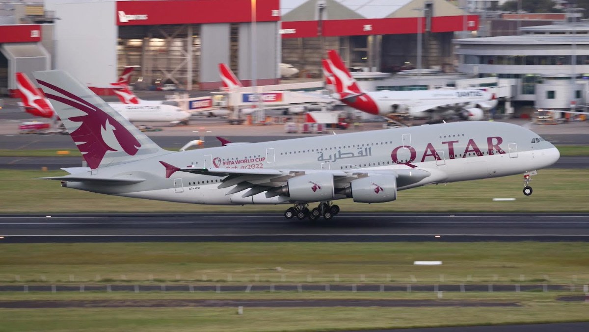 Qantas may regret opposing Qatar, warns Chairman’s Lounge author